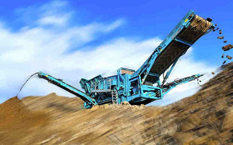 Powerscreen Warrior 2400